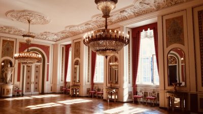 Salón del hotel (Como yo lo imaginé)